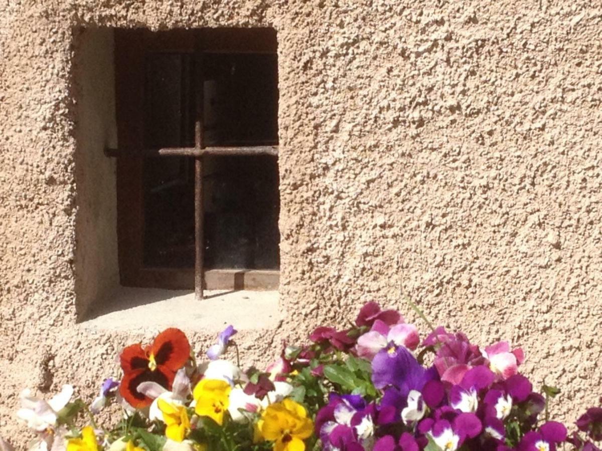 La Tana Del Ghiro Bed & Breakfast Porto Valtravaglia Luaran gambar