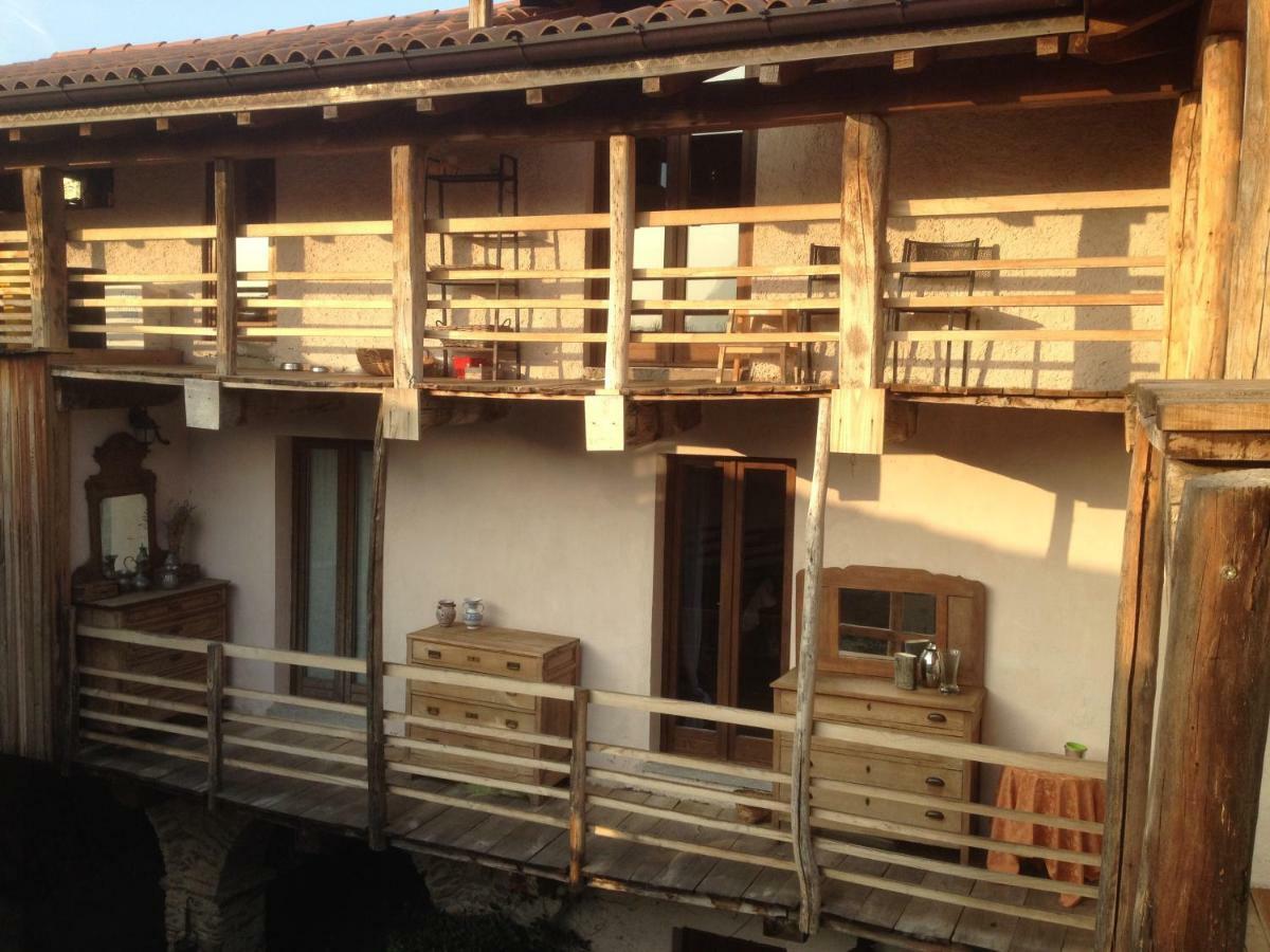 La Tana Del Ghiro Bed & Breakfast Porto Valtravaglia Luaran gambar